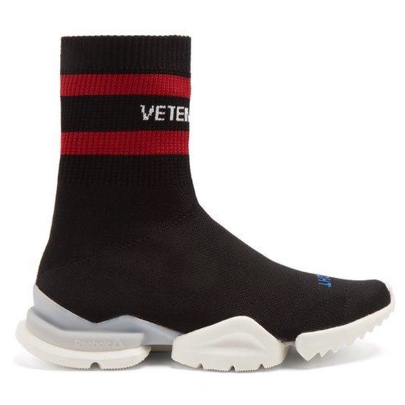 VETEMENTS SNEAKER SOCKS